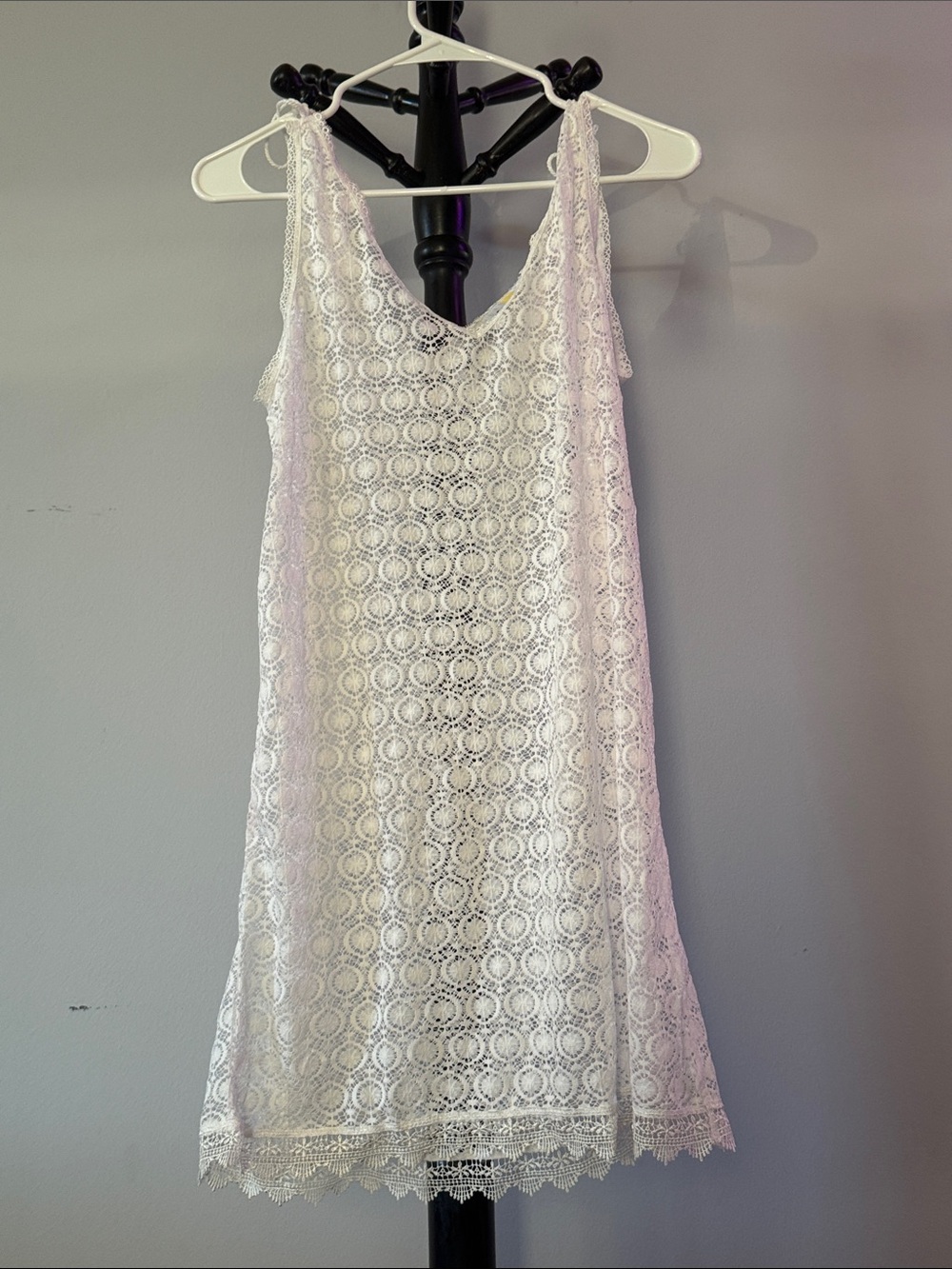 Serra White Lace Mini Dress w Tie Shoulders & Scalloped Hem 30.T